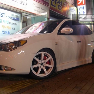 아반떼HD 사이드 에어댐 장착. 미리보기